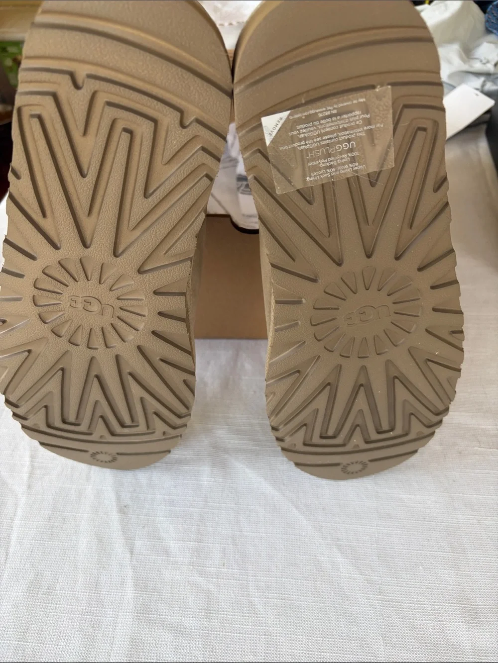 UGG Men’s Chukka Boots
